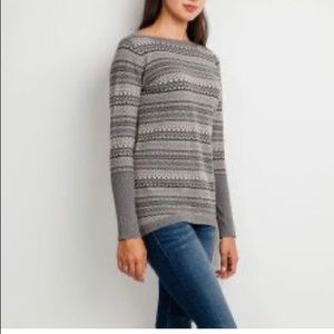 Roots women’s sweater size small